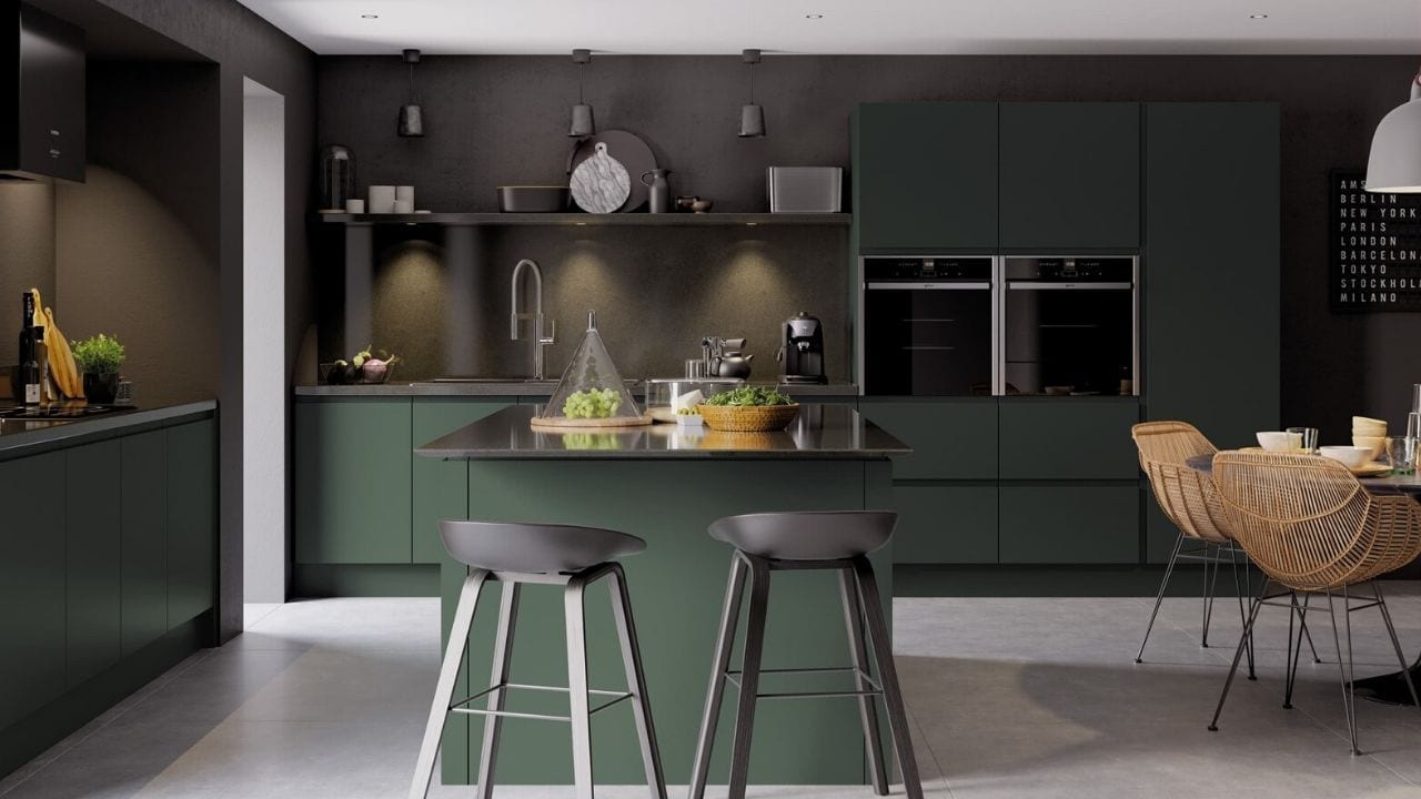 Classic Interiors Kitchen in Dark Green Classic Interiors Kitchen in Dark Green